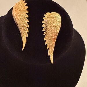 Elegant Gold Wing Earrings